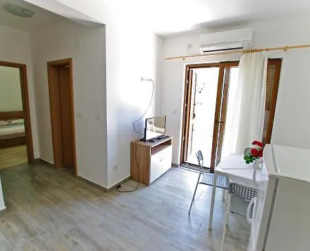 New Apartment Q Near Slanica Beach -Top Location مورتير